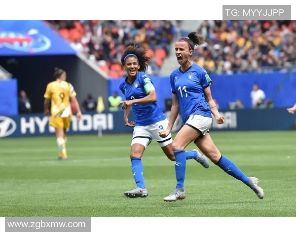 意大利女足球员的崛起与辉煌成就探索高级足球明星的魅力与影响力